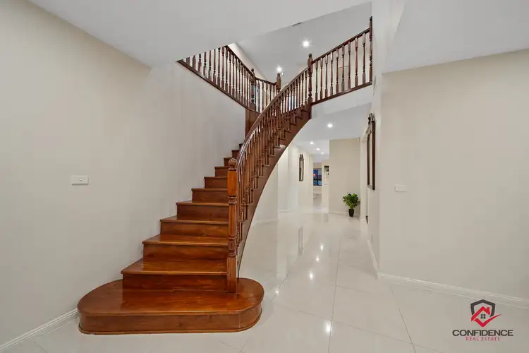 Fifth view of Homely house listing, 33 Alec Hope Crescent, Franklin ACT 2913