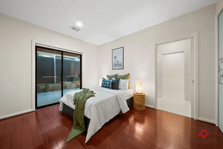 Sixth view of Homely house listing, 33 Alec Hope Crescent, Franklin ACT 2913