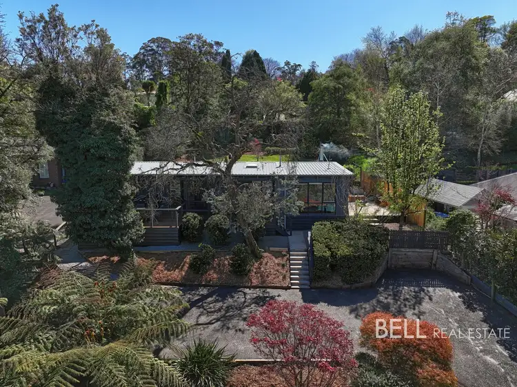 21 Emerald Lake Road