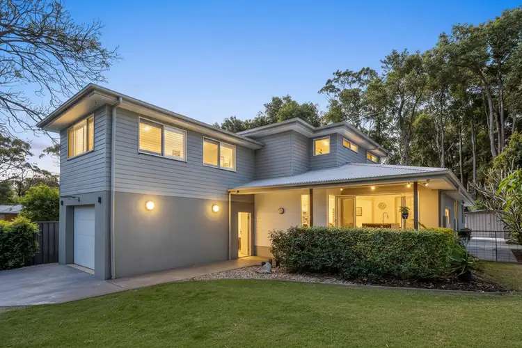 10 Maitland Bay Drive, Killcare Heights NSW 2257