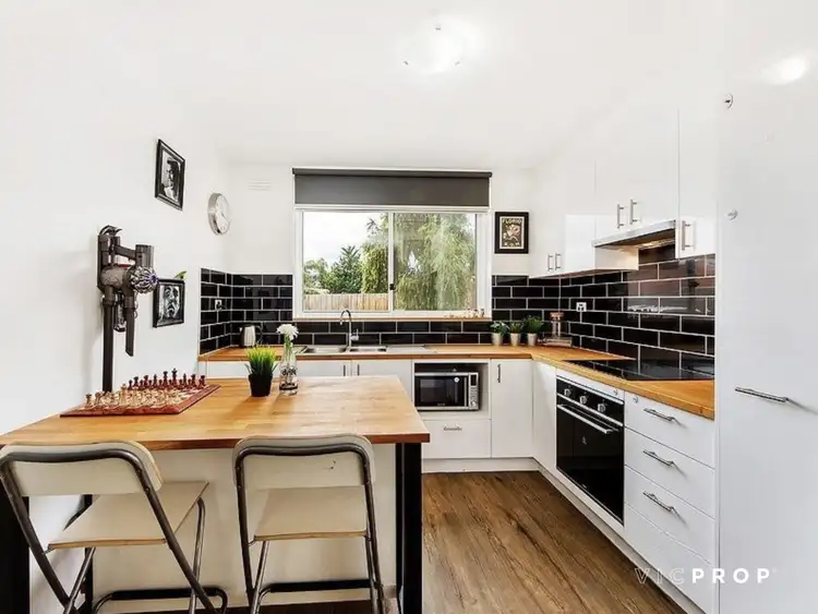 6/19 St Albans Road, St Albans VIC 3021