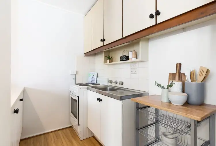 Fourth view of Homely apartment listing, 9/18 Park Crescent, Caulfield North VIC 3161