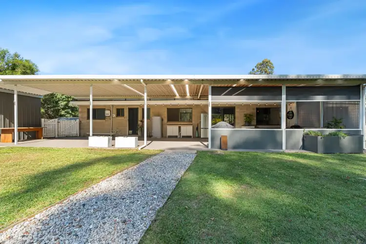 2 Idris Court, Landsborough QLD 4550