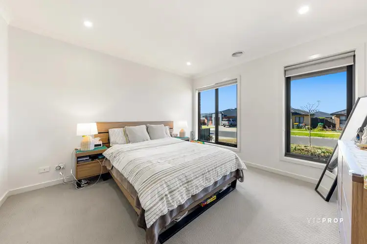 Second view of Homely house listing, 7 Homebush Drive, Tarneit VIC 3029