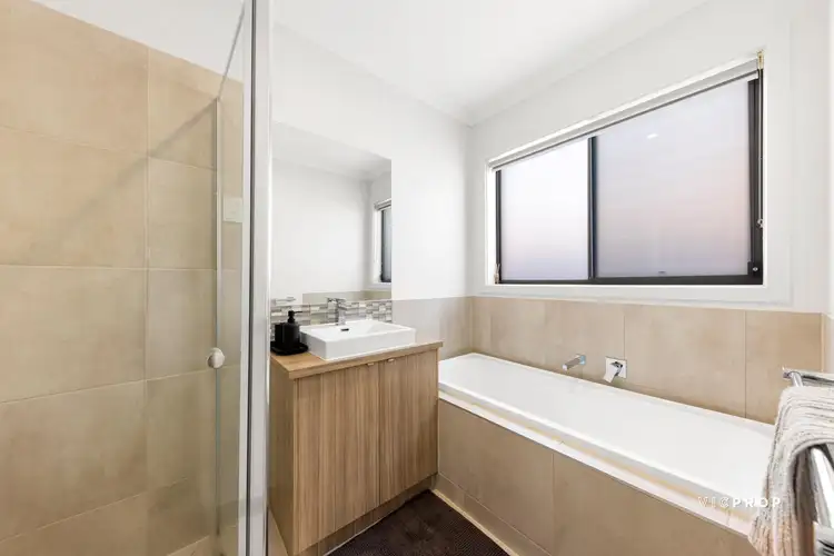 Third view of Homely house listing, 7 Homebush Drive, Tarneit VIC 3029