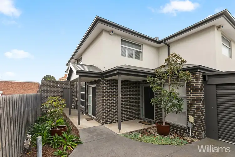 4/30 Edgar Street, Kingsville VIC 3012