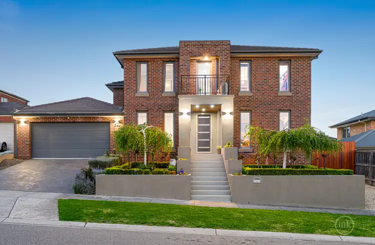 38 Tara Valley Crescent, Doreen VIC 3754