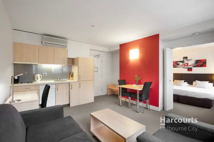 704/18-20 Bank Place, Melbourne VIC 3000