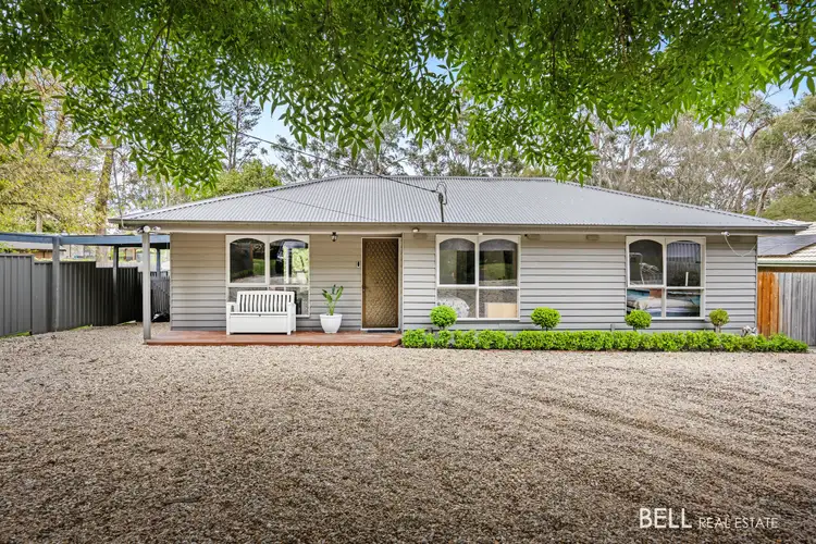 9 Cairncroft Avenue, Launching Place VIC 3139
