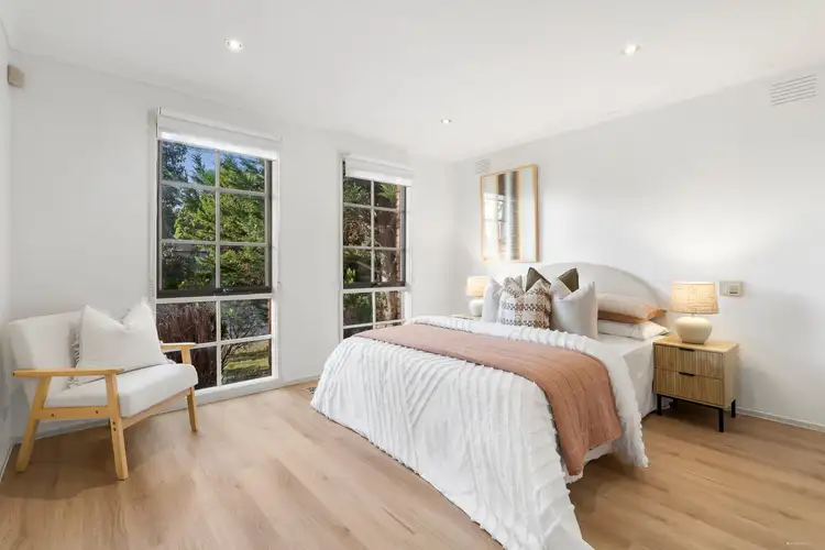 Fifth view of Homely house listing, 22 Allumba Drive, St Helena VIC 3088