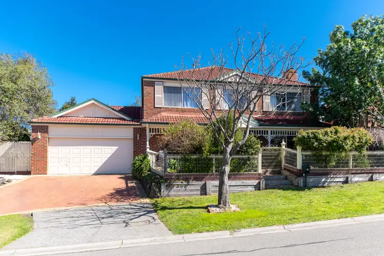 4 Colbert Court, Frankston South VIC 3199