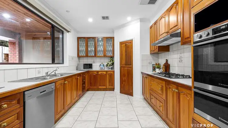 Sixth view of Homely house listing, 25 Highview Crescent, Macleod VIC 3085