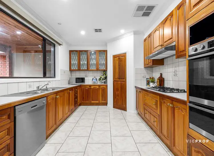 Sixth view of Homely house listing, 25 Highview Crescent, Macleod VIC 3085