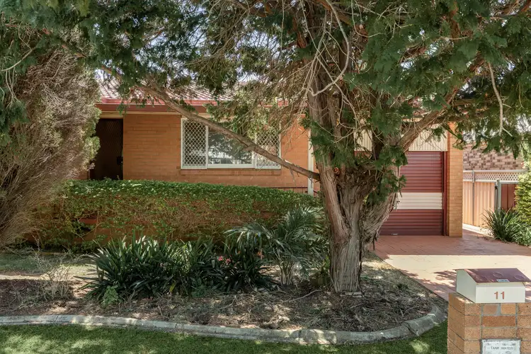 11 Gatfield Street, Newtown QLD 4350