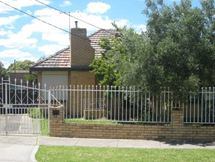 53 Fifth Avenue, Dandenong VIC 3175