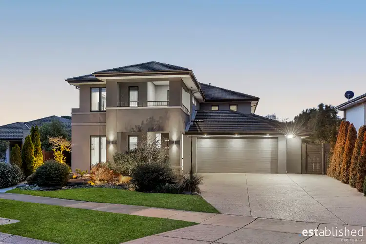 28 North Shore Drive, Sanctuary Lakes VIC 3030