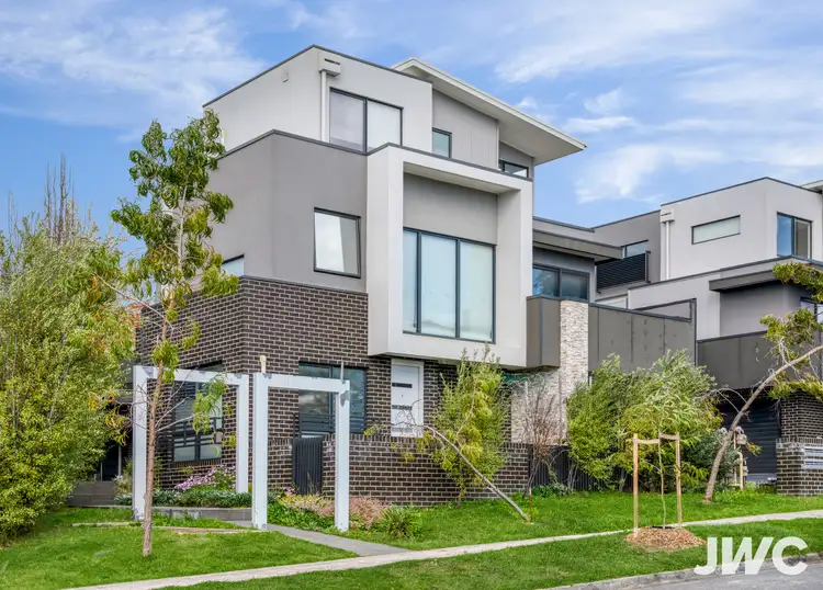 Main view of Homely townhouse listing, 6/2 Curlew Court, Doncaster VIC 3108