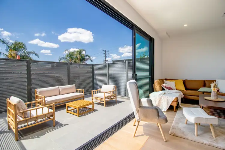 Sixth view of Homely townhouse listing, 2/218 Warrigal Road, Camberwell VIC 3124
