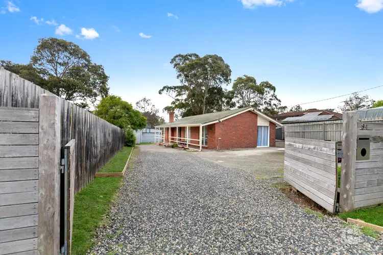 94 Eramosa Road East, Somerville VIC 3912