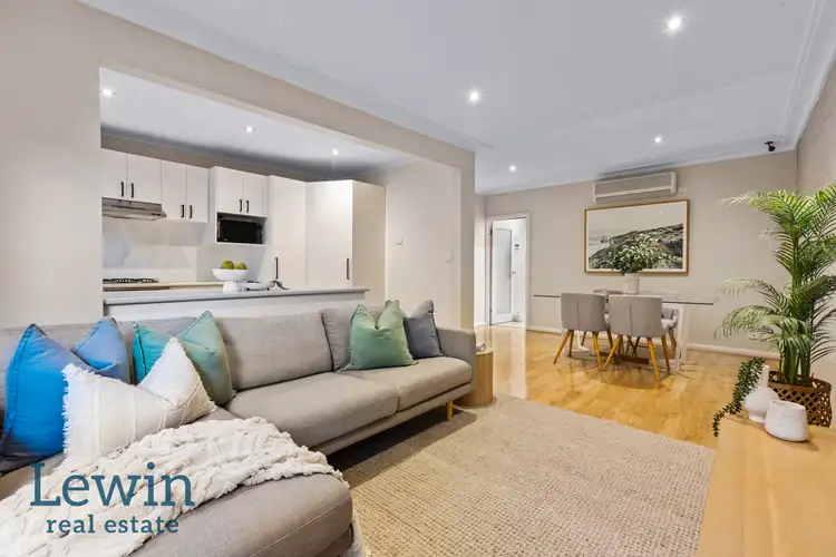 Fourth view of Homely unit listing, 2/97 Rowans Road, Moorabbin VIC 3189