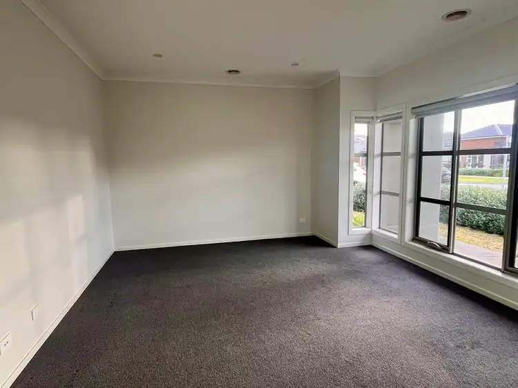 Fourth view of Homely house listing, 33 Rondo Drive, Manor Lakes VIC 3024