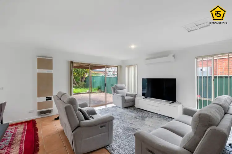 47 Fydler Avenue, Burnside VIC 3023