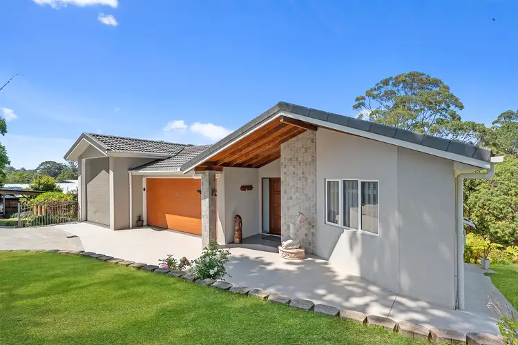 8 Ribbonwood Avenue, Maleny QLD 4552