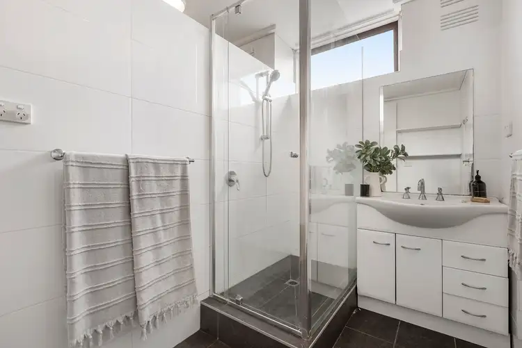 Fifth view of Homely apartment listing, 22/29 Upton Road, Windsor VIC 3181