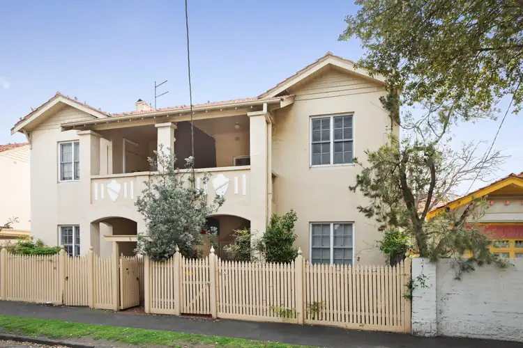 11/8 Bluff Avenue, Elwood VIC 3184