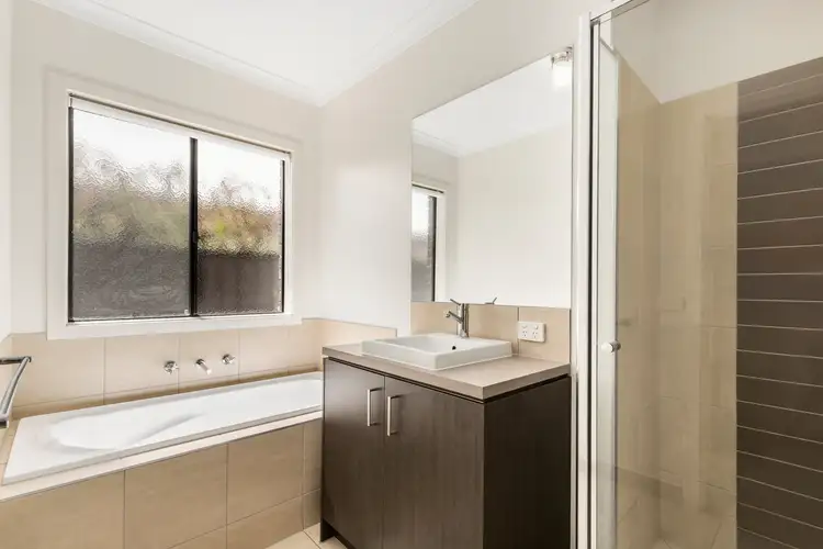 Fifth view of Homely house listing, 15 Hodgson Rise, Mernda VIC 3754
