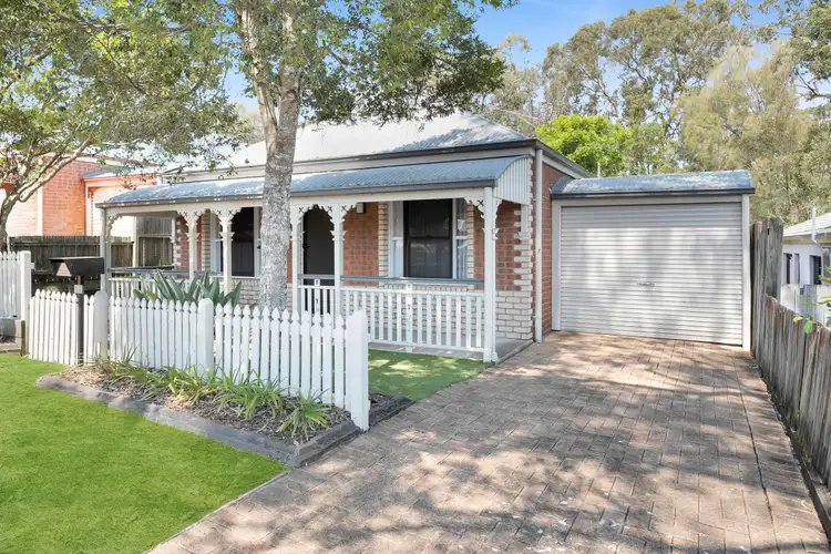 10 Crediton Place, Forest Lake QLD 4078
