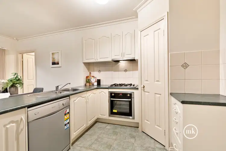 Fifth view of Homely townhouse listing, 4/233-235 Nepean Street, Greensborough VIC 3088
