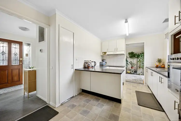 Sixth view of Homely unit listing, 1/300 Canterbury Road, Heathmont VIC 3135