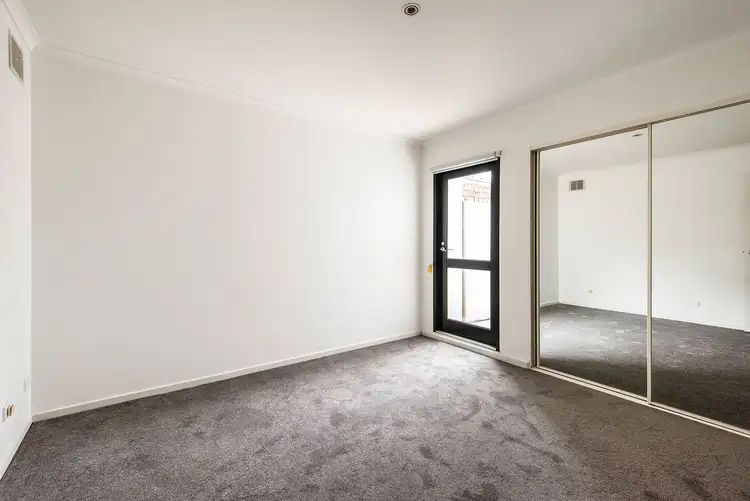 Third view of Homely apartment listing, 5/26 Wellington Street, St Kilda VIC 3182