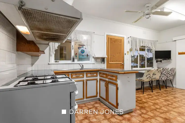 Fifth view of Homely house listing, 6 Beewar Street, Greensborough VIC 3088