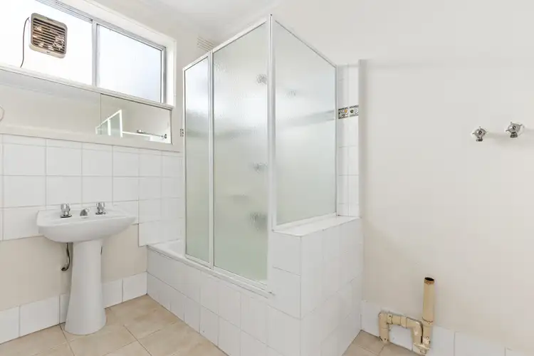 Fourth view of Homely apartment listing, 4/14 Lawes Street, Hawthorn VIC 3122