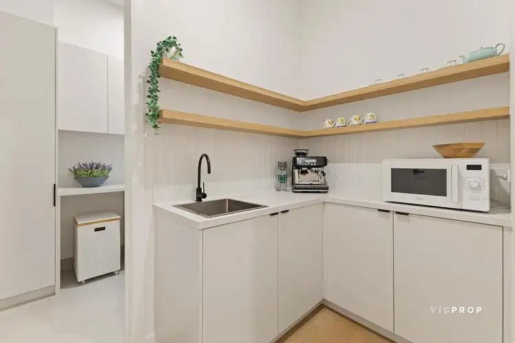 Fifth view of Homely house listing, 5B Benmore Place, Wantirna VIC 3152