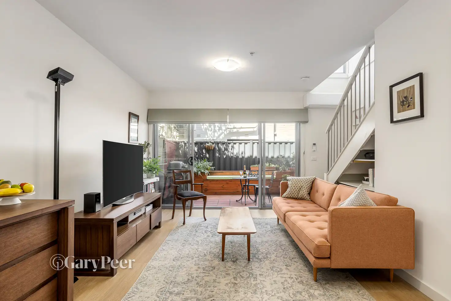 Main view of Homely apartment listing, 15/35 Rosstown Road, Carnegie VIC 3163