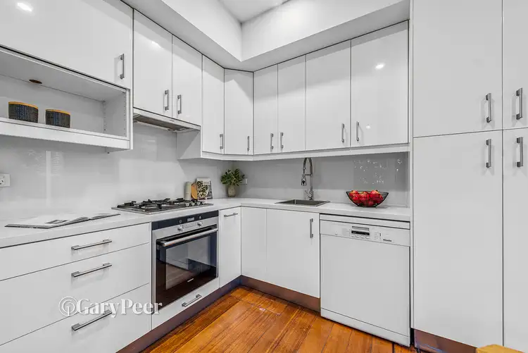 Sixth view of Homely house listing, 32 Carnarvon Road, Caulfield North VIC 3161