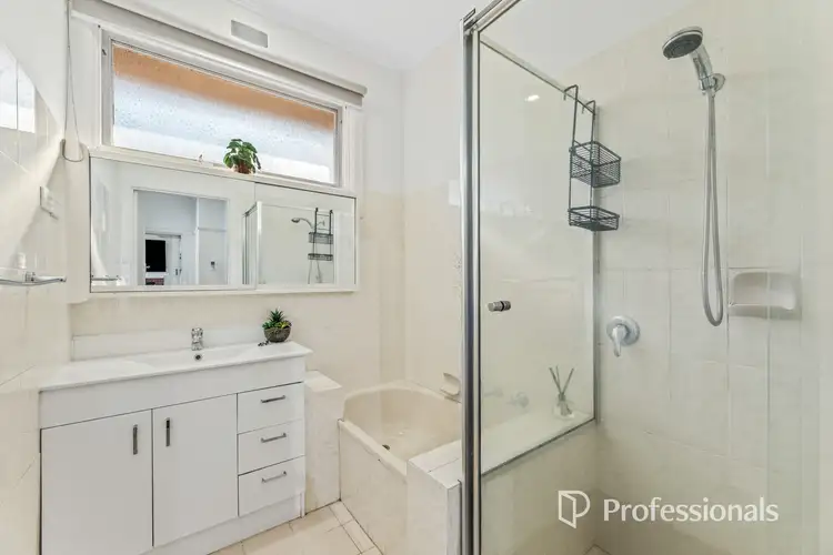 Fourth view of Homely unit listing, 1/1079 North Road, Hughesdale VIC 3166