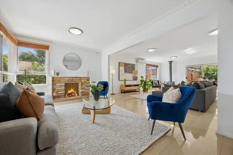11 Rob Roy Street, Glen Waverley VIC 3150