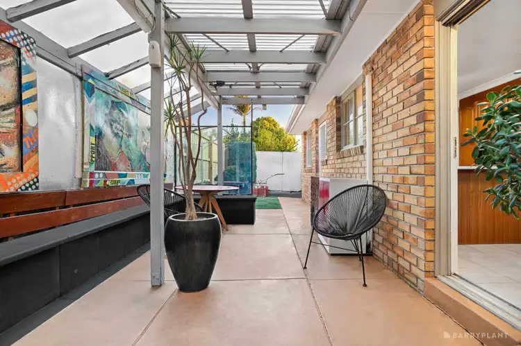 2/24 Moresby Avenue, Bulleen VIC 3105
