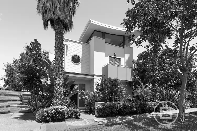72 The Crescent, Port Melbourne VIC 3207