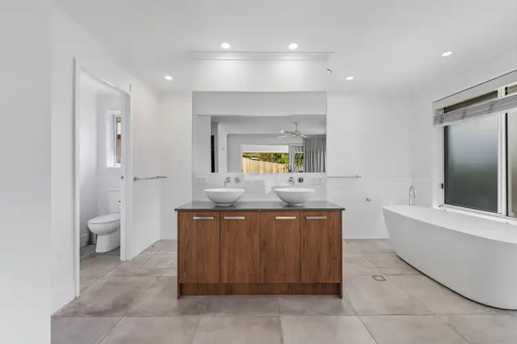 3 William Street, Landsborough QLD 4550