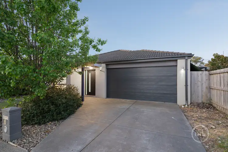 6 Fossilstone Avenue