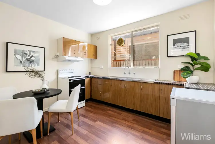 Fifth view of Homely apartment listing, 2/13 Dover Road, Williamstown VIC 3016