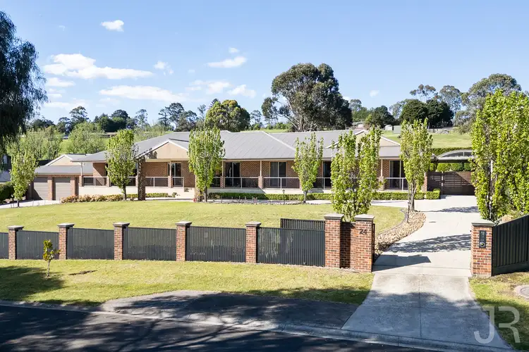 24 Aranmore Crescent, Narre Warren North VIC 3804