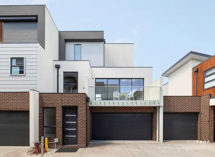 2/157 Southern Road, Heidelberg West VIC 3081