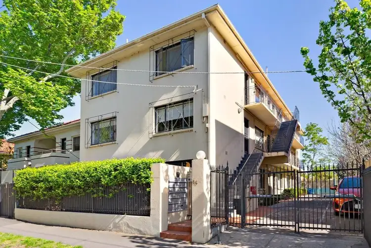 84 Blessington Street