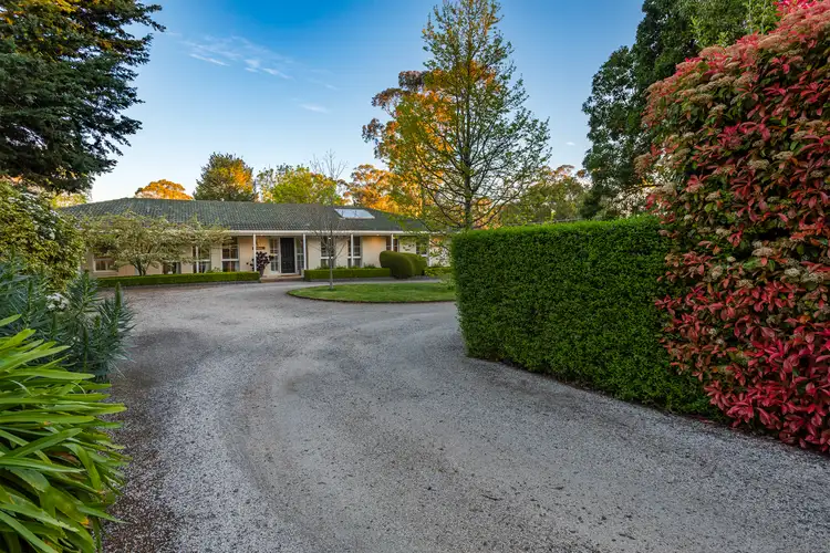 70 Waterfalls Road, Mount Macedon VIC 3441